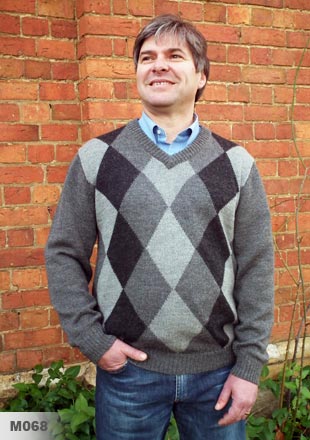 Diamond V Neck  -  100% Baby Alpaca
