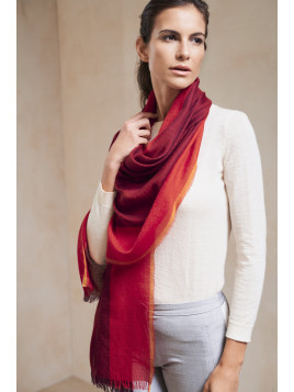 SCRIPT SHAWL GUINDA